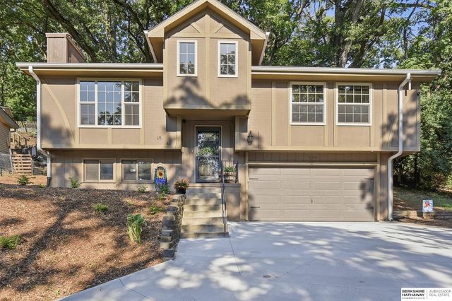 1606 Farrell Drive, Bellevue, NE 68005