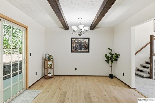1606 Farrell Drive, Bellevue, NE 68005