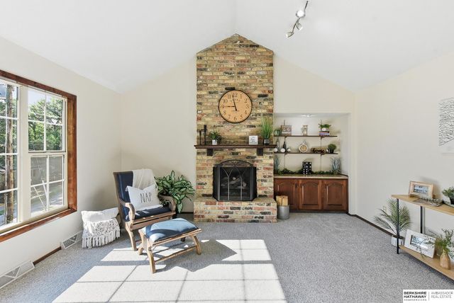 1606 Farrell Drive, Bellevue, NE 68005