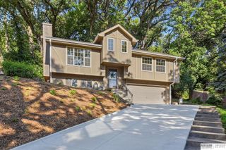 1606 Farrell Drive, Bellevue, NE 68005