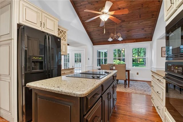 413 Woodards Ford RD, Chesapeake, VA 23322