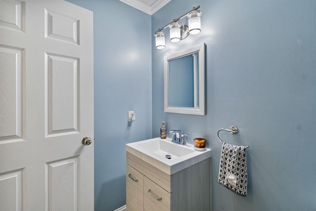 12 Checkerberry Sq Unit 106, Milton, VT 05468