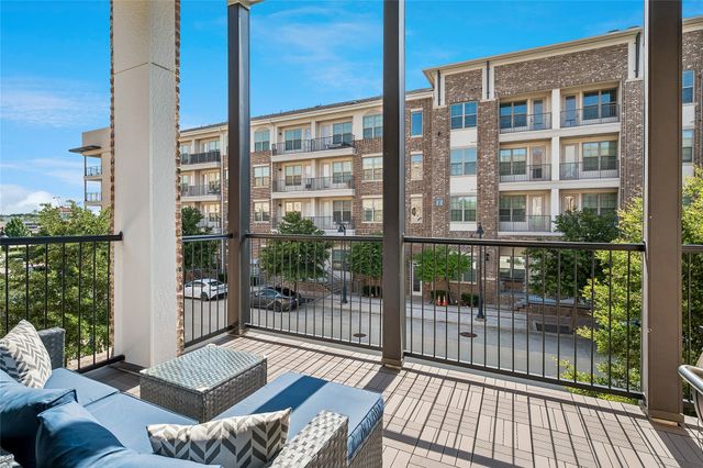 14999 Oak Street, Addison, TX 75001