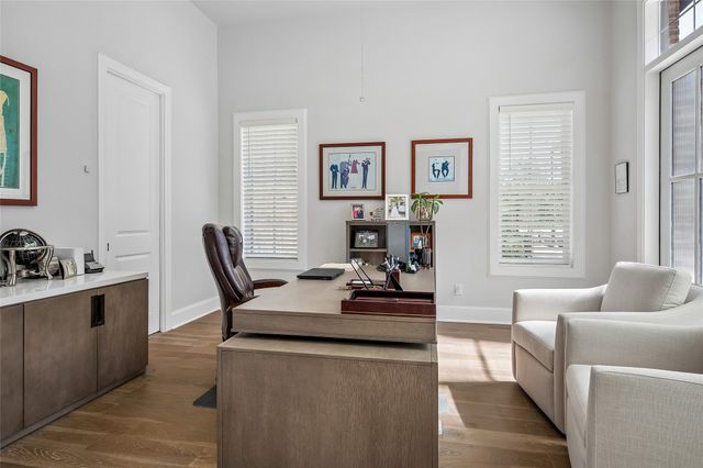 14999 Oak Street, Addison, TX 75001