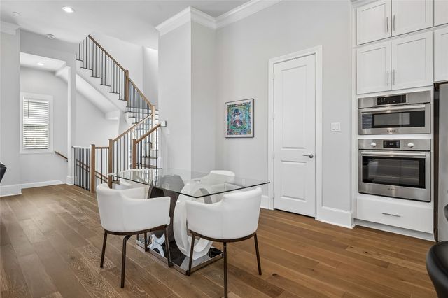 14999 Oak Street, Addison, TX 75001