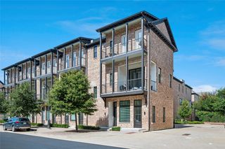 14999 Oak Street, Addison, TX 75001