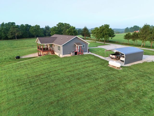 15221 Cleveland Road, Houston, MO 65483