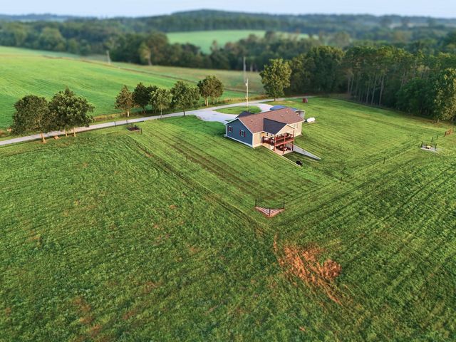 15221 Cleveland Road, Houston, MO 65483