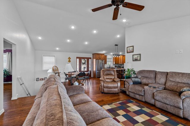 15221 Cleveland Road, Houston, MO 65483