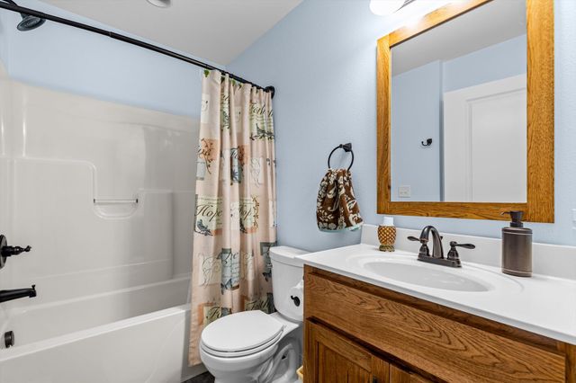 15221 Cleveland Road, Houston, MO 65483