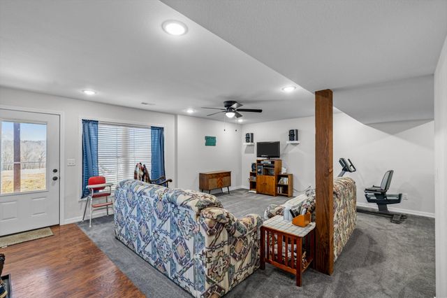 15221 Cleveland Road, Houston, MO 65483