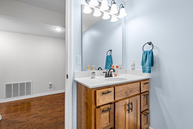 15221 Cleveland Road, Houston, MO 65483