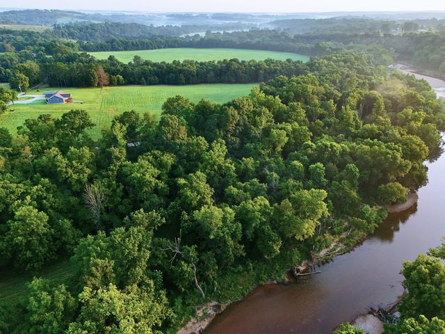 15221 Cleveland Road, Houston, MO 65483