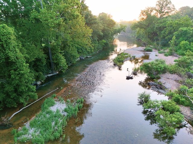 15221 Cleveland Road, Houston, MO 65483