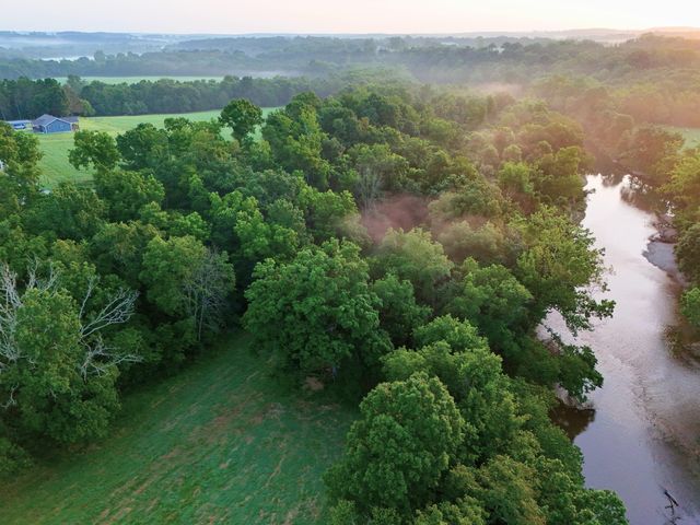 15221 Cleveland Road, Houston, MO 65483