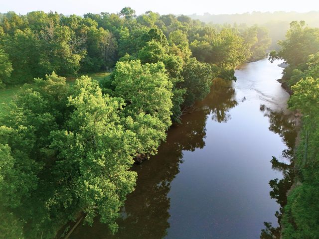 15221 Cleveland Road, Houston, MO 65483