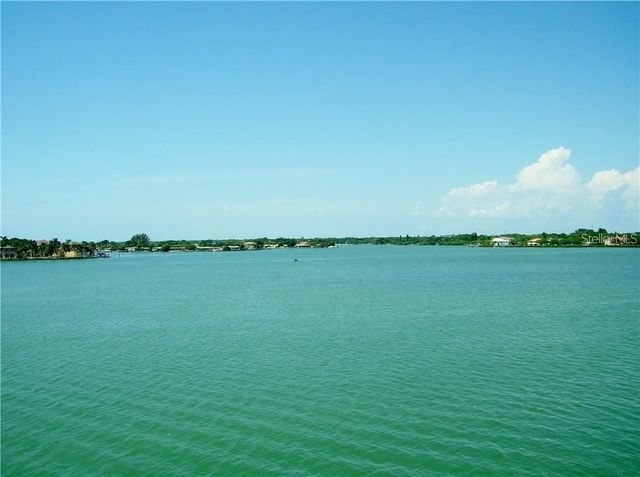 7665 SUN ISLAND DRIVE S 409, South Pasadena, FL 33707