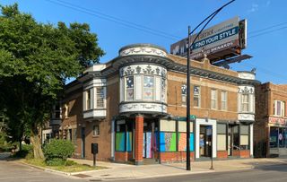 1555 W Rosemont Avenue 1, Chicago, IL 60660