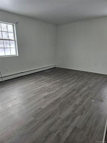 21 Forest Ridge Road, Nanuet, NY 10954