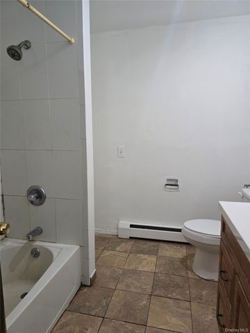 21 Forest Ridge Road, Nanuet, NY 10954