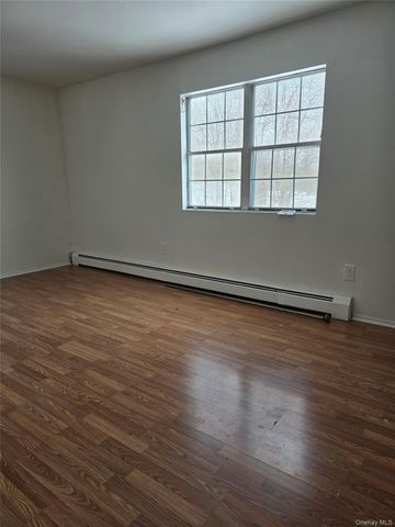 21 Forest Ridge Road, Nanuet, NY 10954