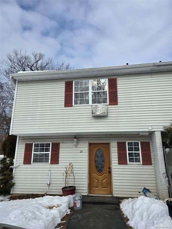 21 Forest Ridge Road, Nanuet, NY 10954