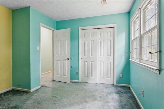 10 Stirrup CT, Hampton, VA 23664