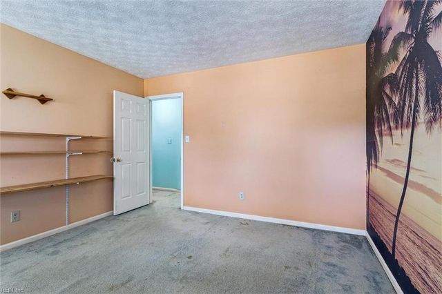 10 Stirrup CT, Hampton, VA 23664