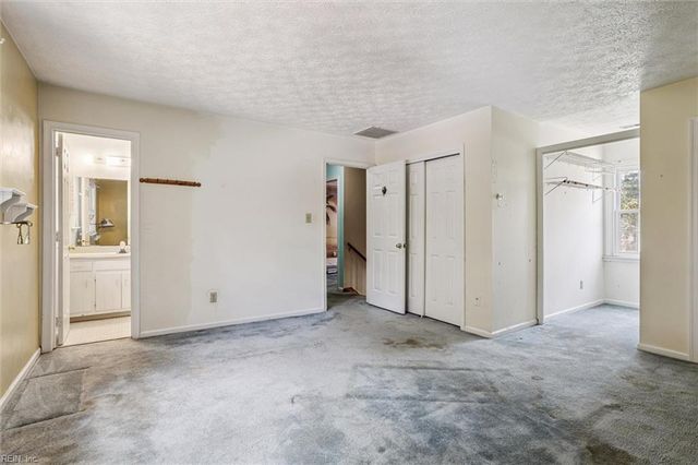 10 Stirrup CT, Hampton, VA 23664