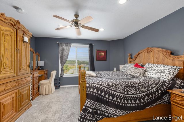 11797 Crystal Ridge Drive Ne, Algoma Twp, MI 49345