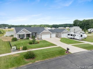 11797 Crystal Ridge Drive Ne, Algoma Twp, MI 49345