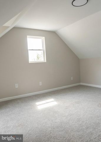 2005 GAYLORD DR, Suitland, MD 20746