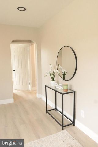 2005 GAYLORD DR, Suitland, MD 20746