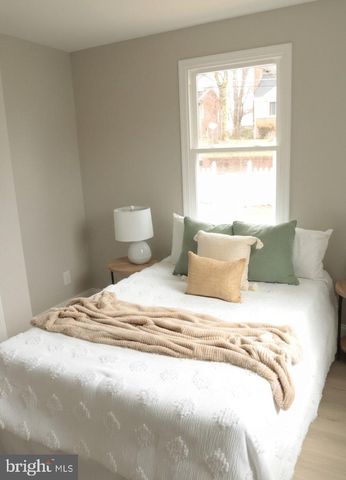 2005 GAYLORD DR, Suitland, MD 20746