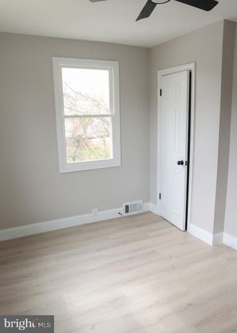 2005 GAYLORD DR, Suitland, MD 20746