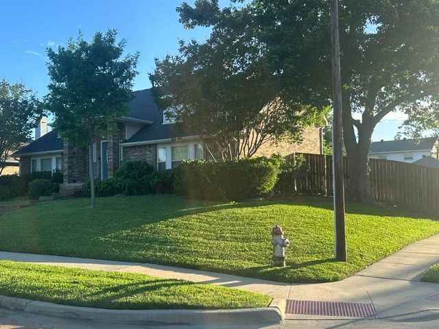 2060 Briarcliff Road, Lewisville, TX 75067