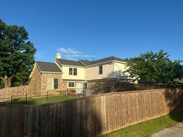 2060 Briarcliff Road, Lewisville, TX 75067