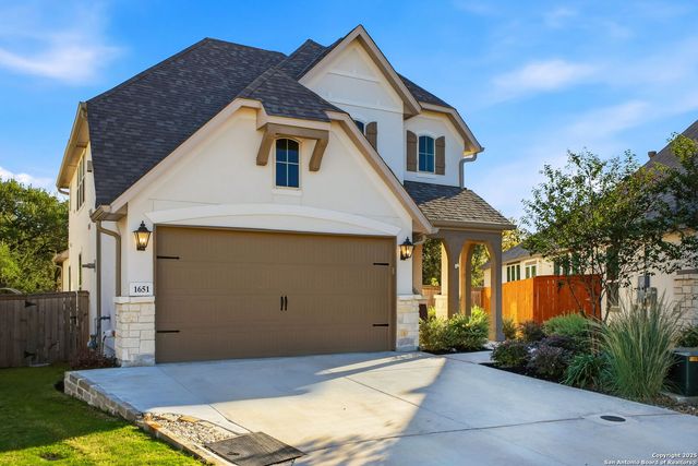 1651 Gruene Grass, New Braunfels, TX 78130