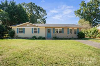 421 Avon Avenue, Troutman, NC 28166