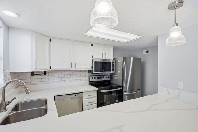 5109 Ranstead Court, 9, Columbus, OH 43220