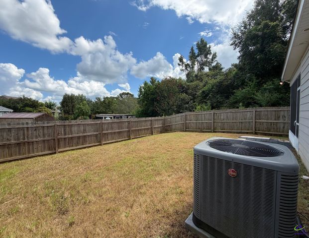 110 Leisure Pointe Cove, Warner Robins, GA 31088