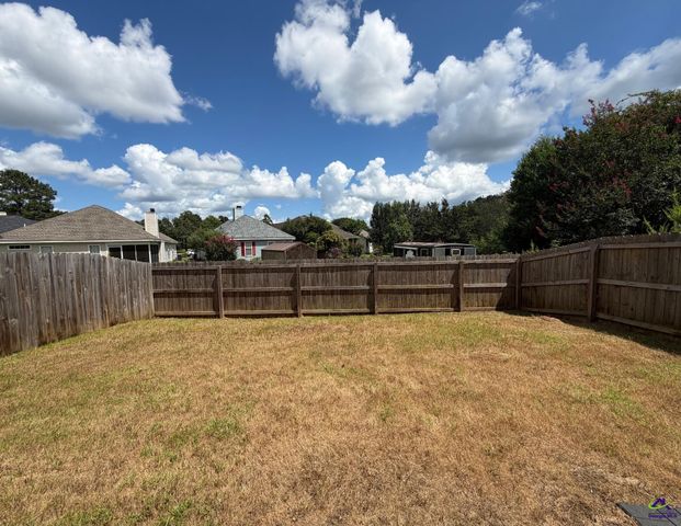 110 Leisure Pointe Cove, Warner Robins, GA 31088