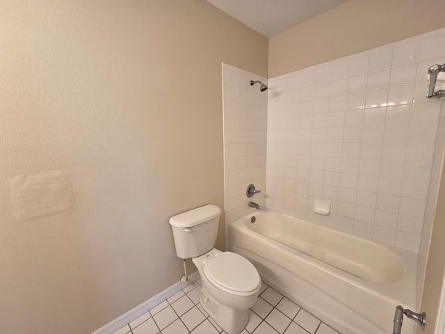 489 LAS CORTES LANE 204, Orlando, FL 32824
