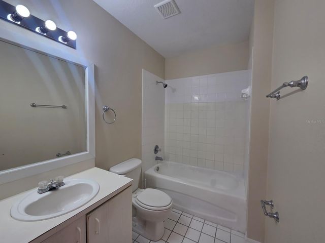 489 LAS CORTES LANE 204, Orlando, FL 32824