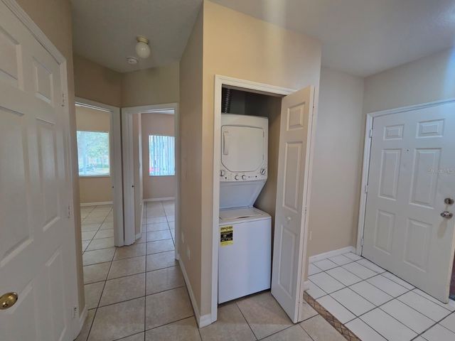 489 LAS CORTES LANE 204, Orlando, FL 32824