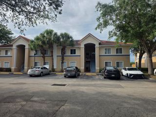 489 LAS CORTES LANE 204, Orlando, FL 32824