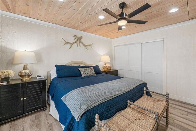 1053 Club View Drive, Big Bear, CA 92315