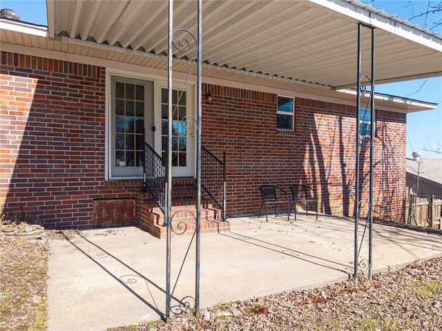 1804 Parkview Street, Van Buren, AR 72956