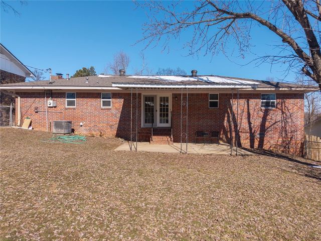 1804 Parkview Street, Van Buren, AR 72956