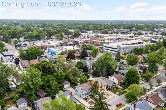 454 W Saratoga Street, Ferndale, MI 48220
